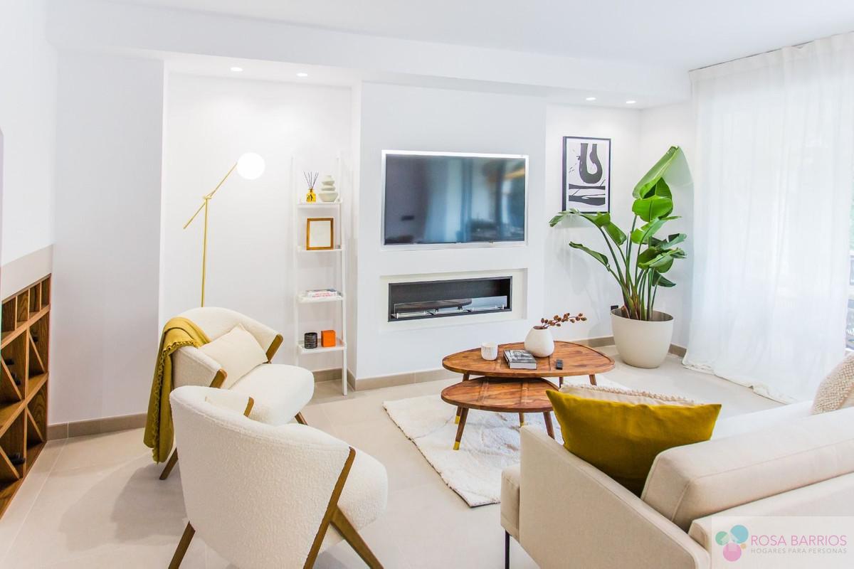 For sale of villa in Puerto Banús