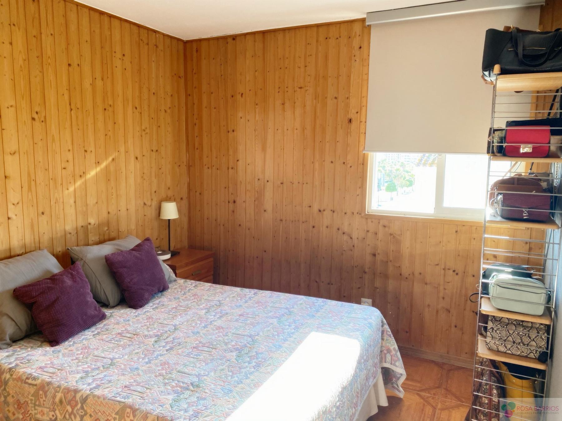 For sale of flat in Nueva Andalucía