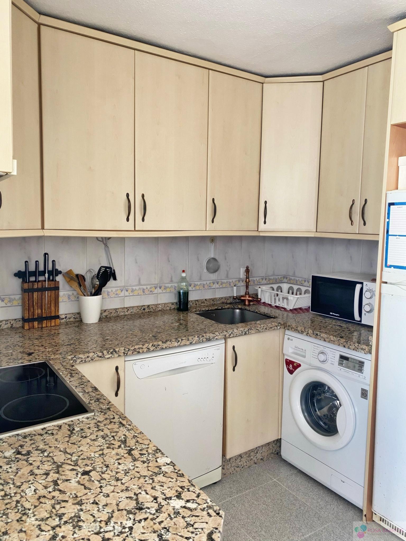 For sale of flat in Nueva Andalucía