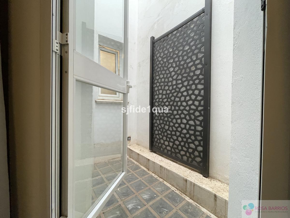 For sale of apartment in Estepona