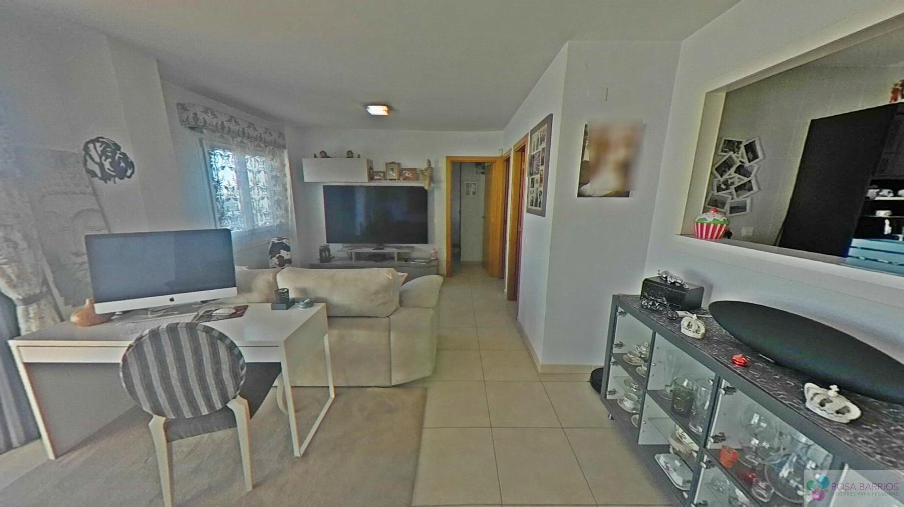 For sale of penthouse in Nueva Andalucía