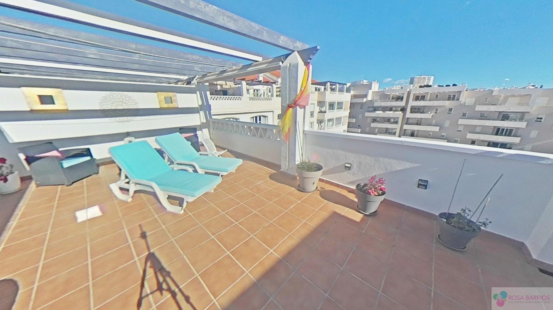 For sale of penthouse in Nueva Andalucía