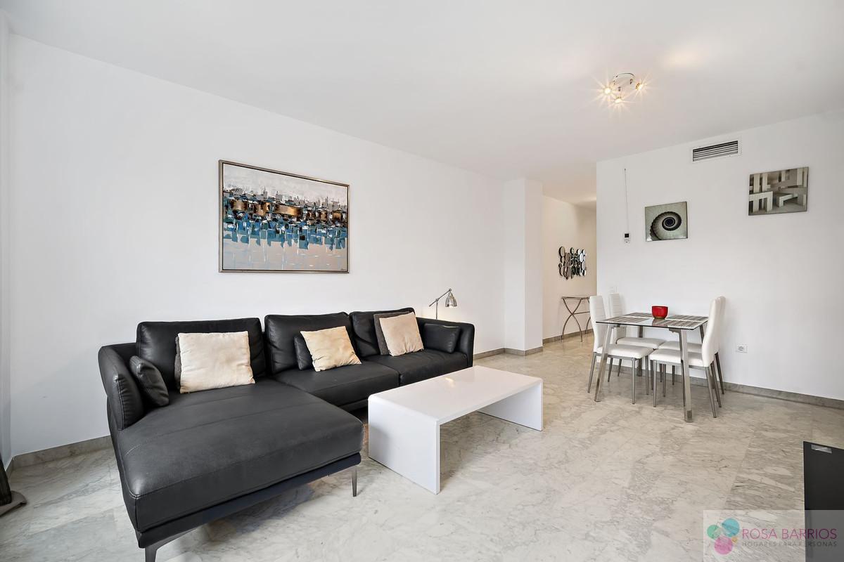 For sale of apartment in Puerto Banús