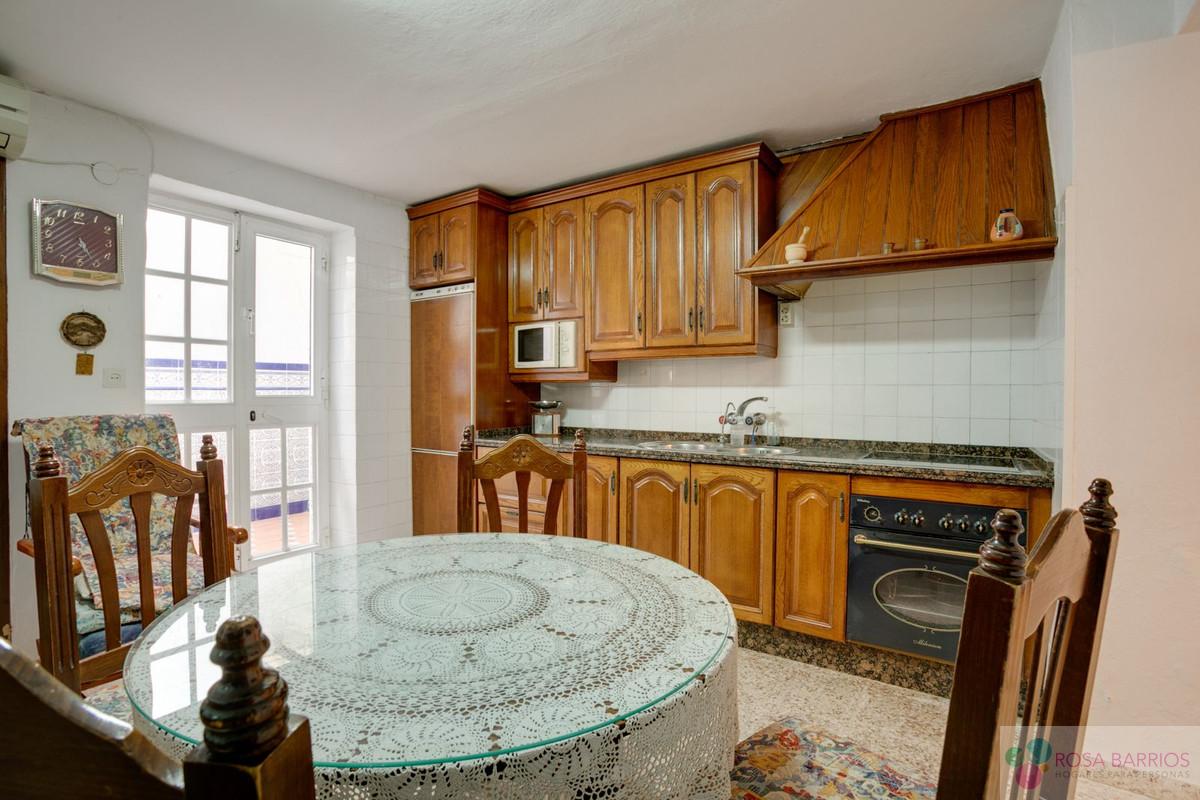 Zu verkaufen von villa in
 Estepona