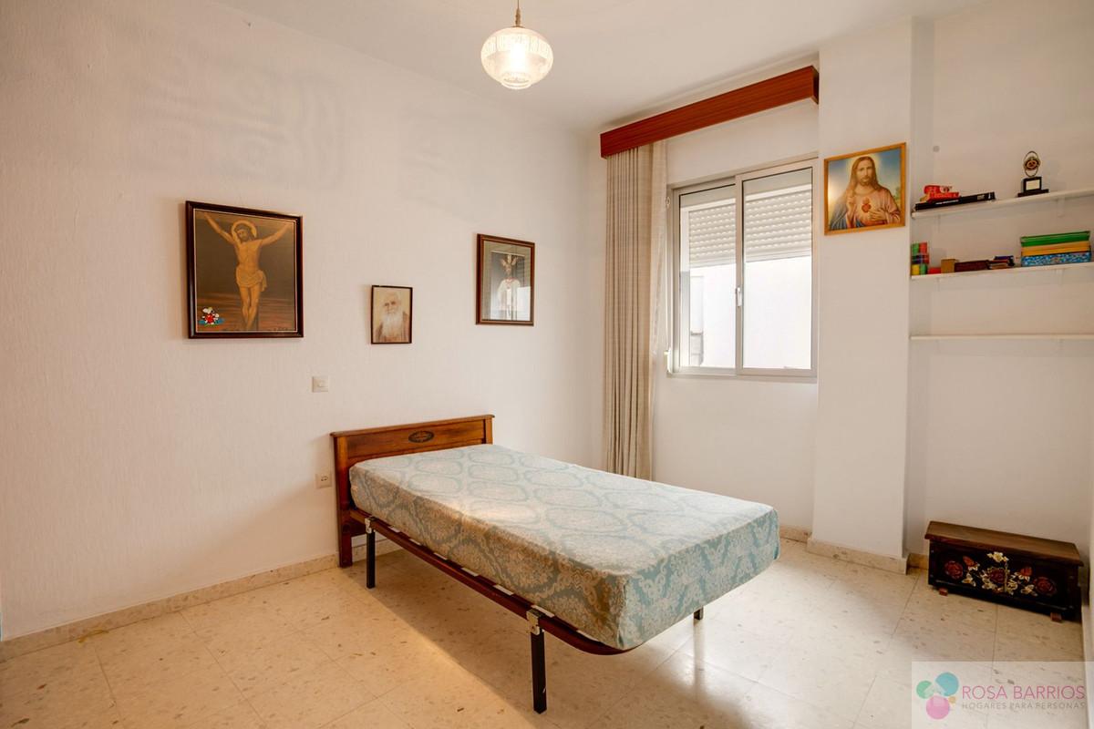 Zu verkaufen von villa in
 Estepona