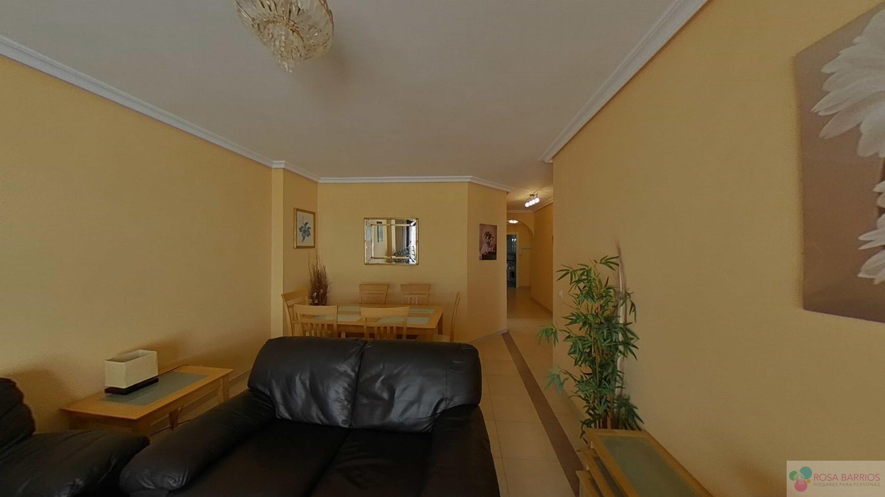 For sale of flat in Nueva Andalucía