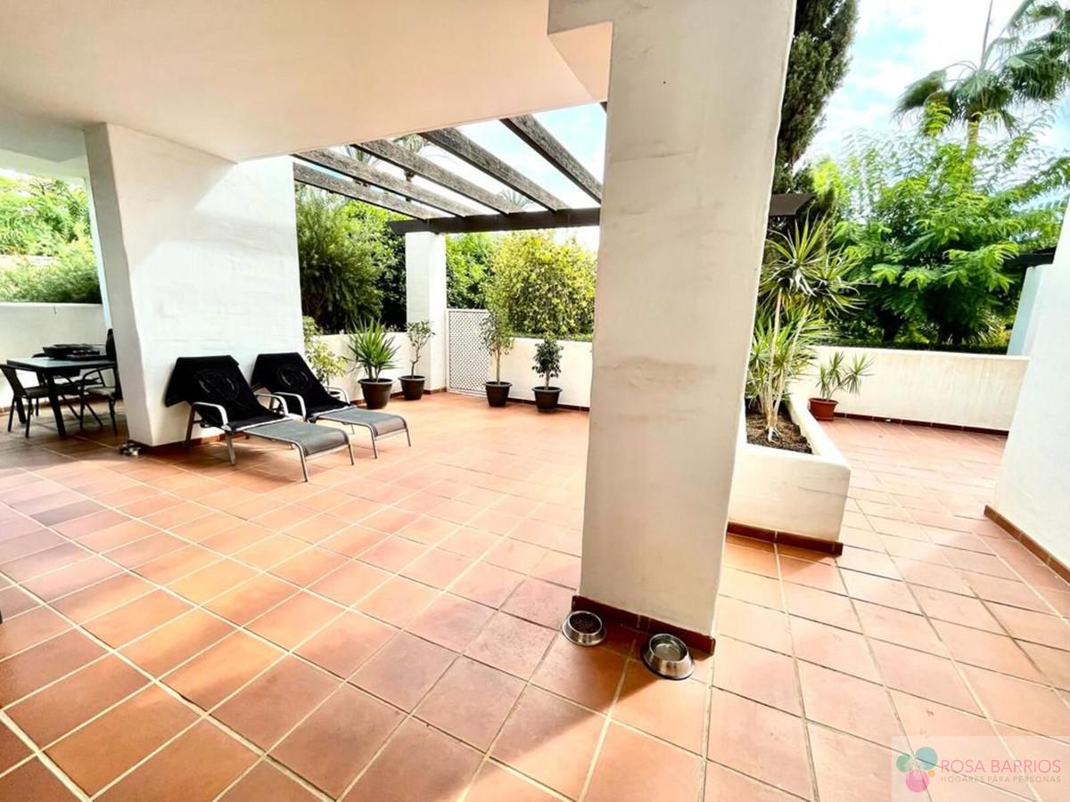 For sale of apartment in Estepona