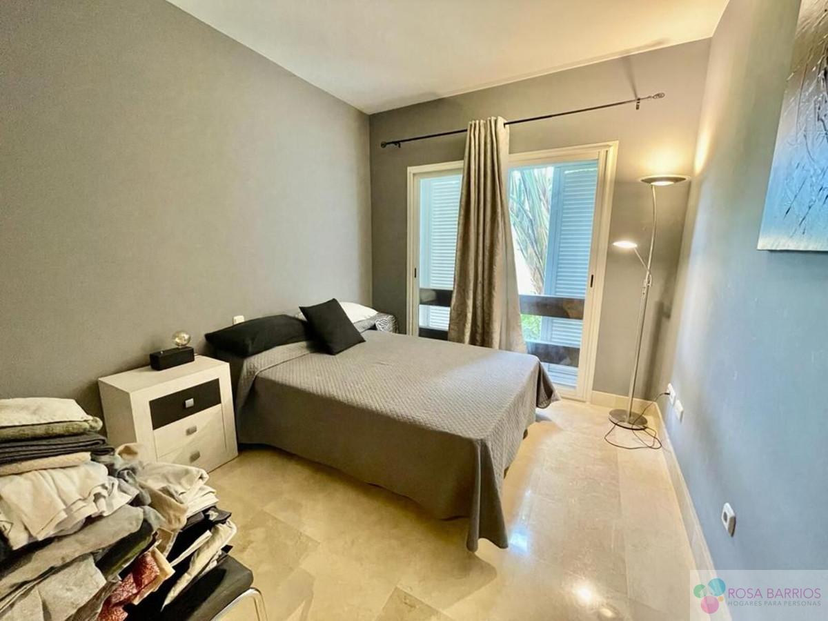 For sale of apartment in Estepona