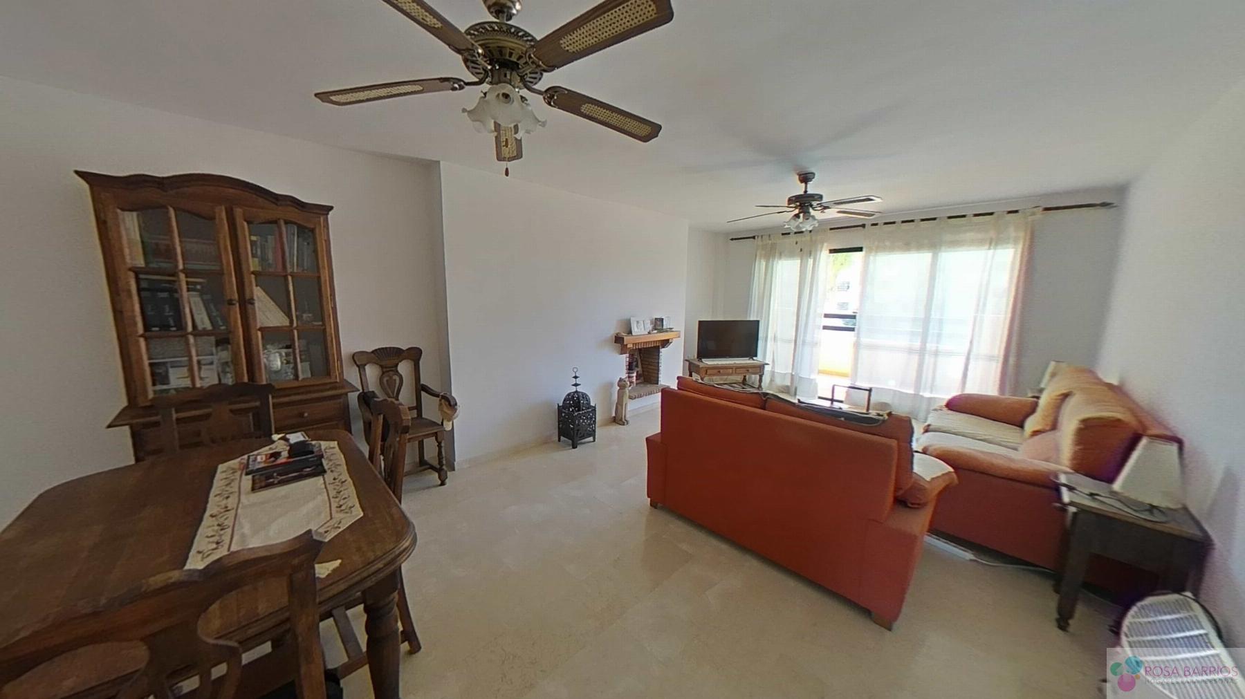For sale of flat in Estepona
