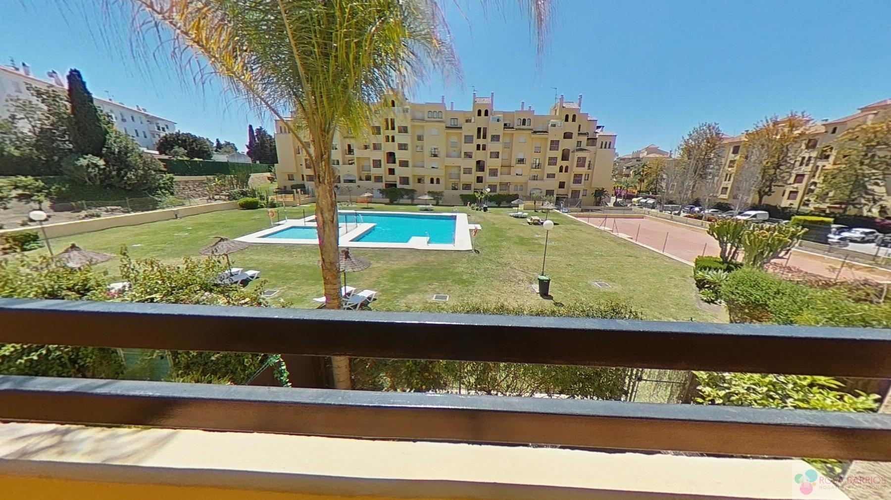 For sale of flat in Estepona
