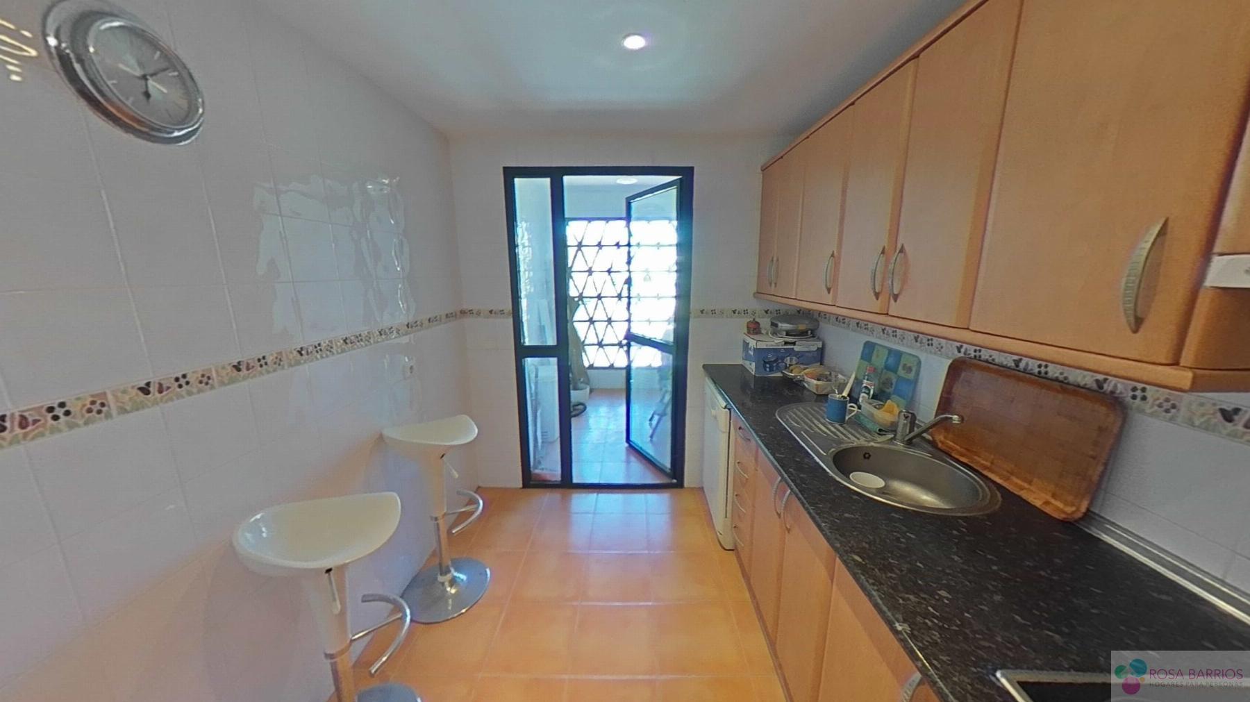 For sale of flat in Estepona