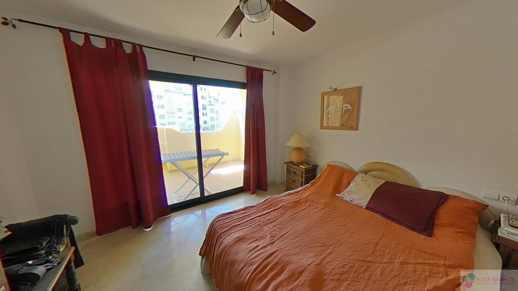 For sale of flat in Estepona