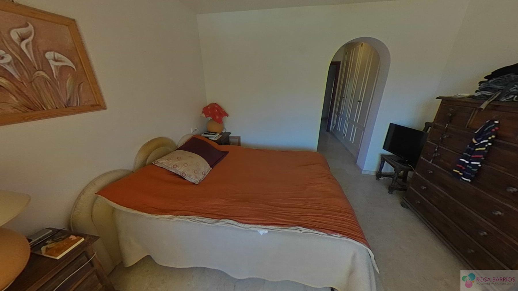 For sale of flat in Estepona