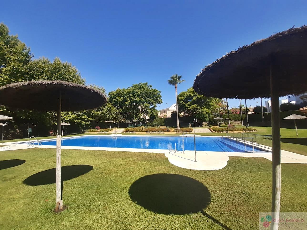 Venta de piso en San Pedro de Alcántara