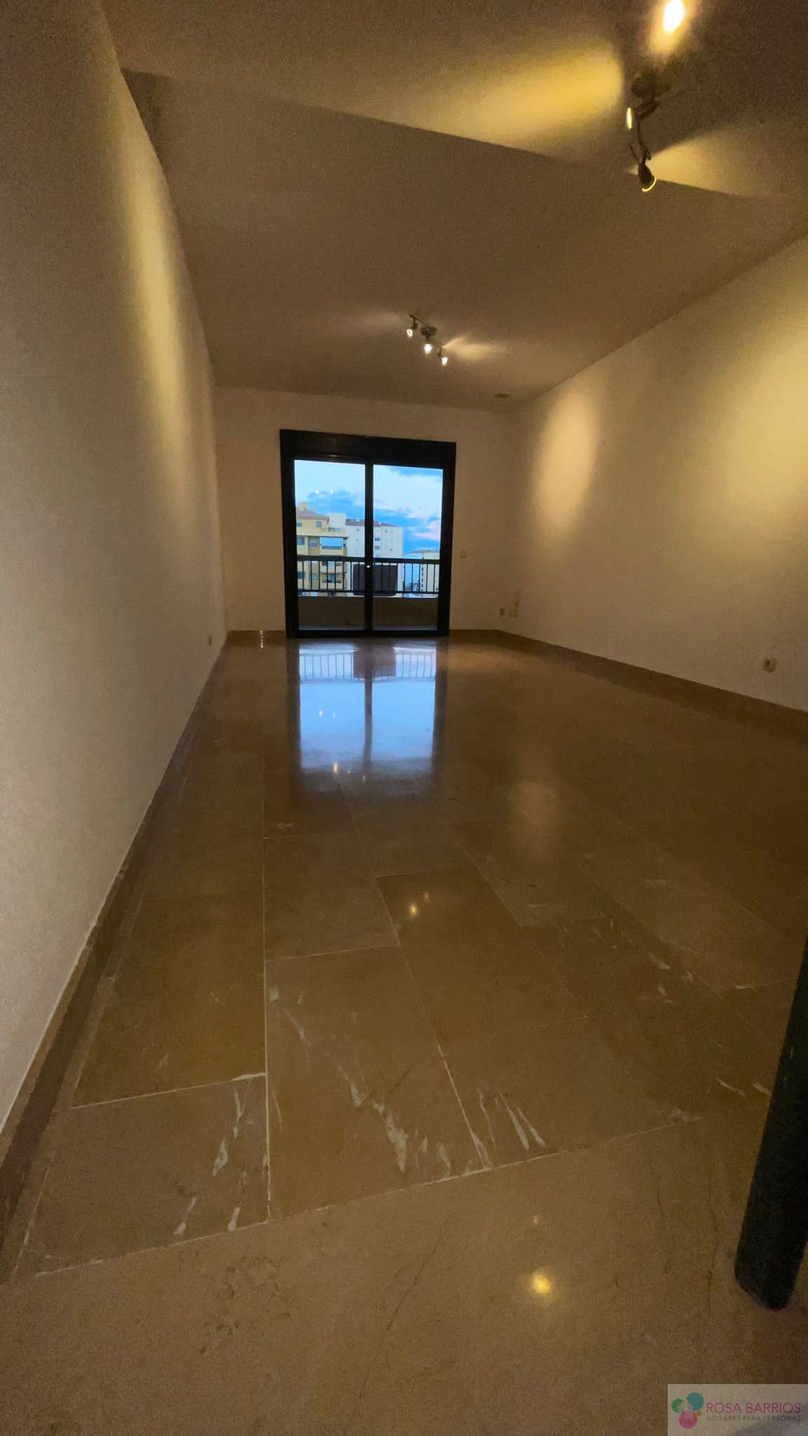 Venta de piso en San Pedro de Alcántara