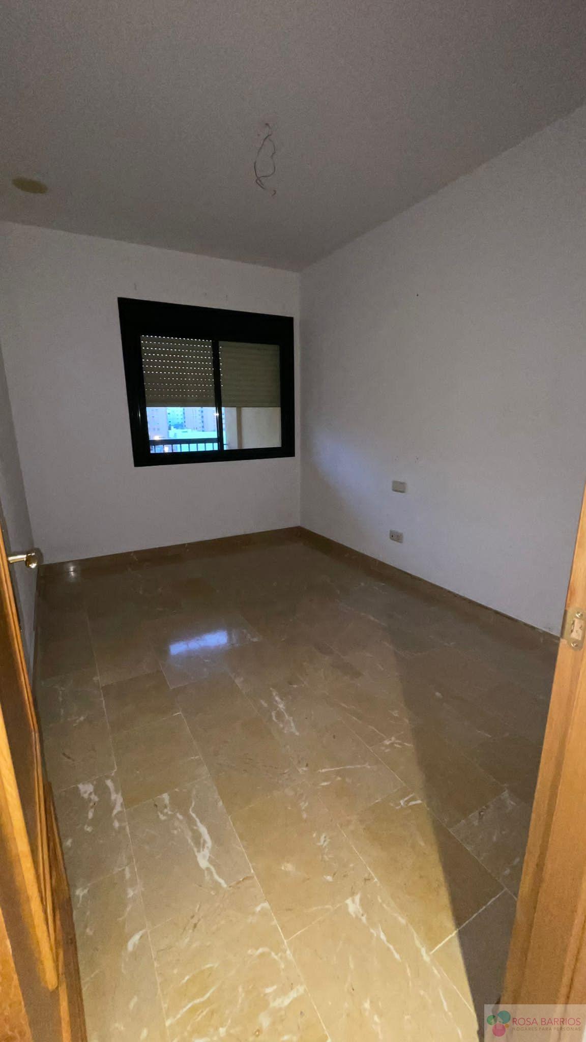 Venta de piso en San Pedro de Alcántara