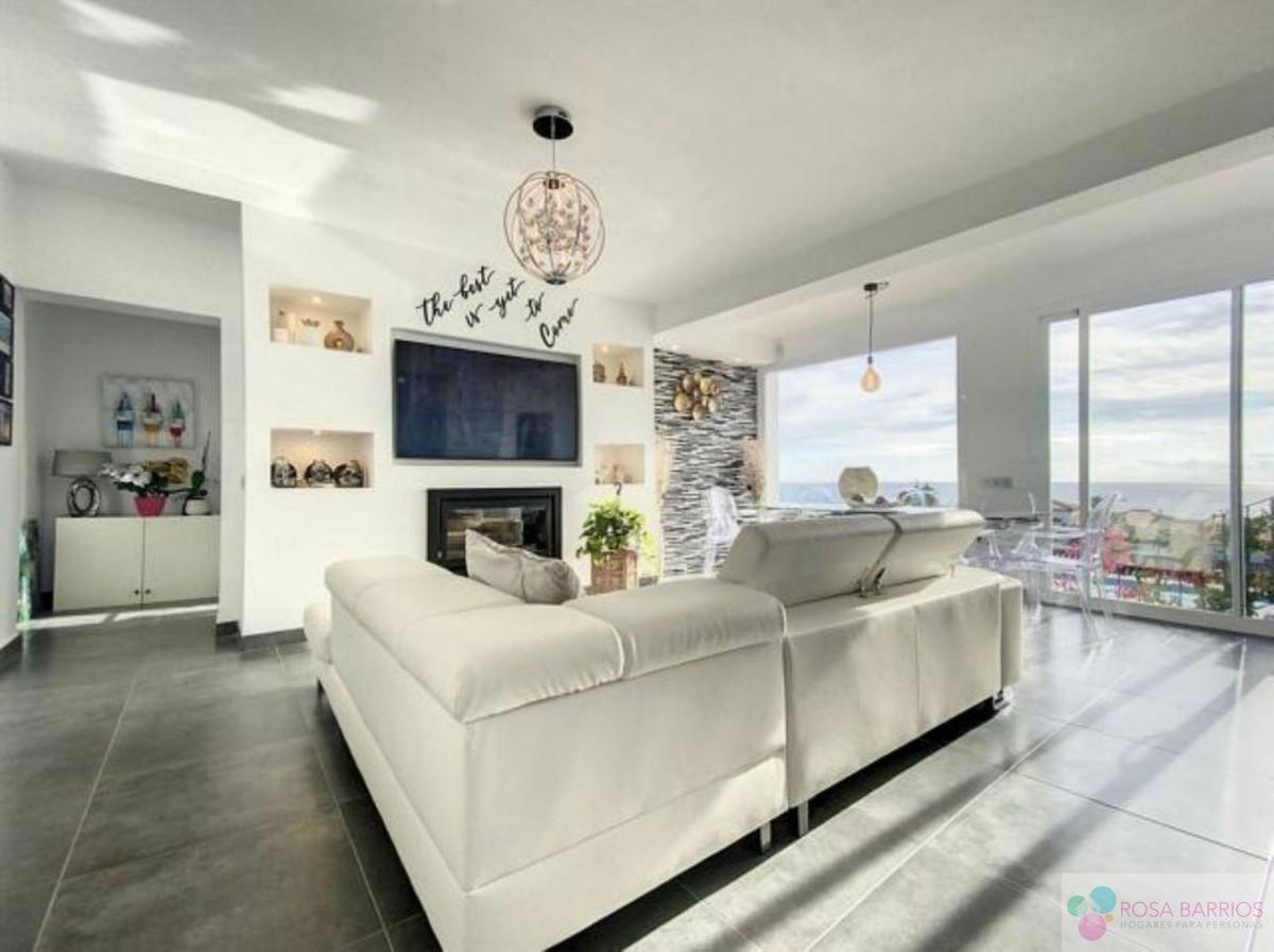 Venta de villa en Estepona