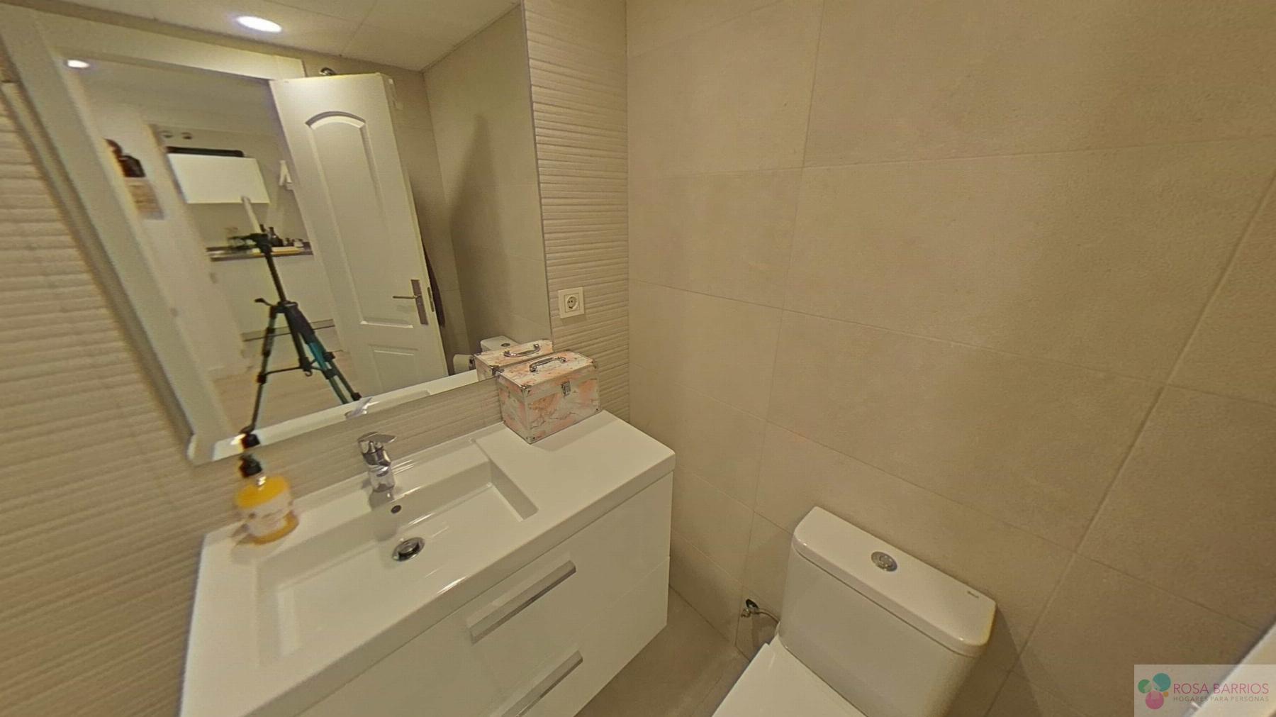 For sale of flat in San Pedro de Alcántara