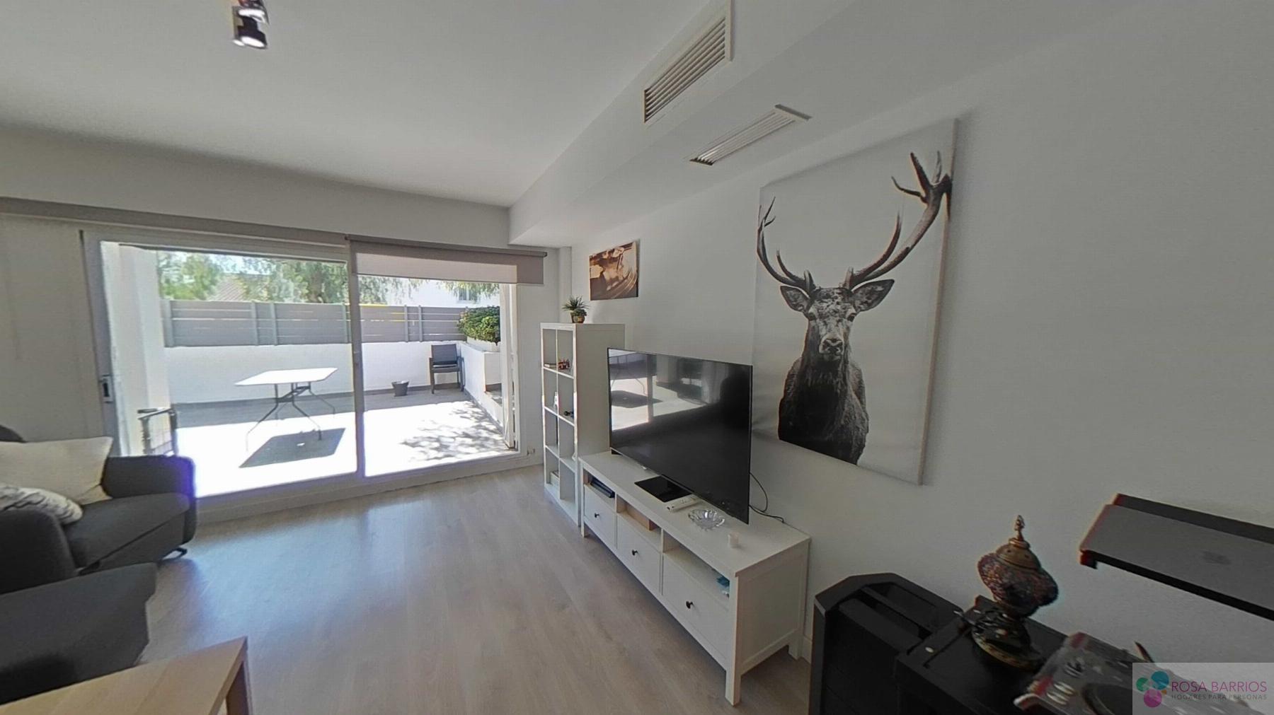 For sale of flat in San Pedro de Alcántara