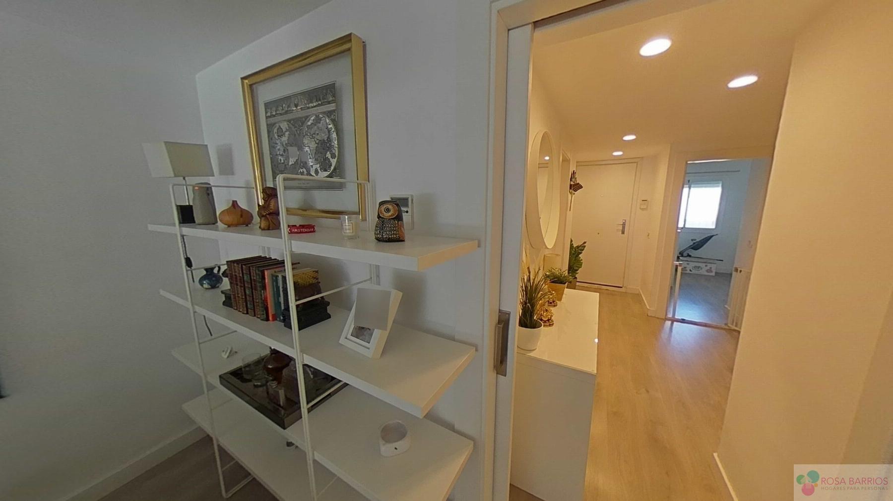 For sale of flat in San Pedro de Alcántara