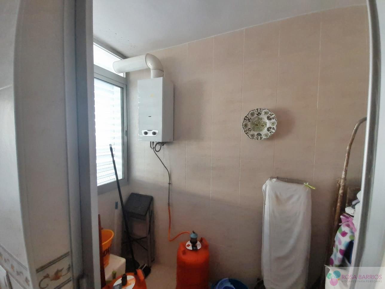 For sale of flat in San Pedro de Alcántara