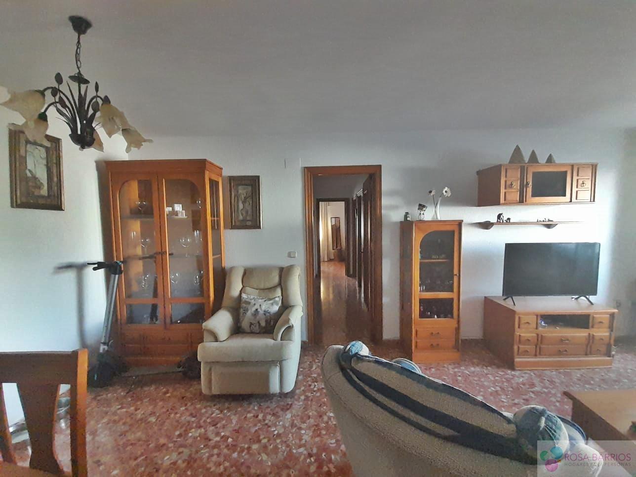 For sale of flat in San Pedro de Alcántara