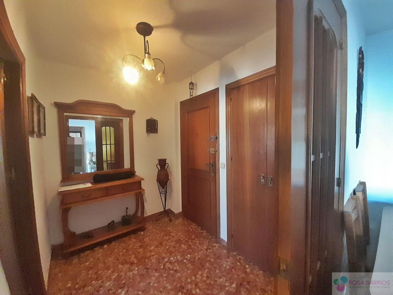 For sale of flat in San Pedro de Alcántara