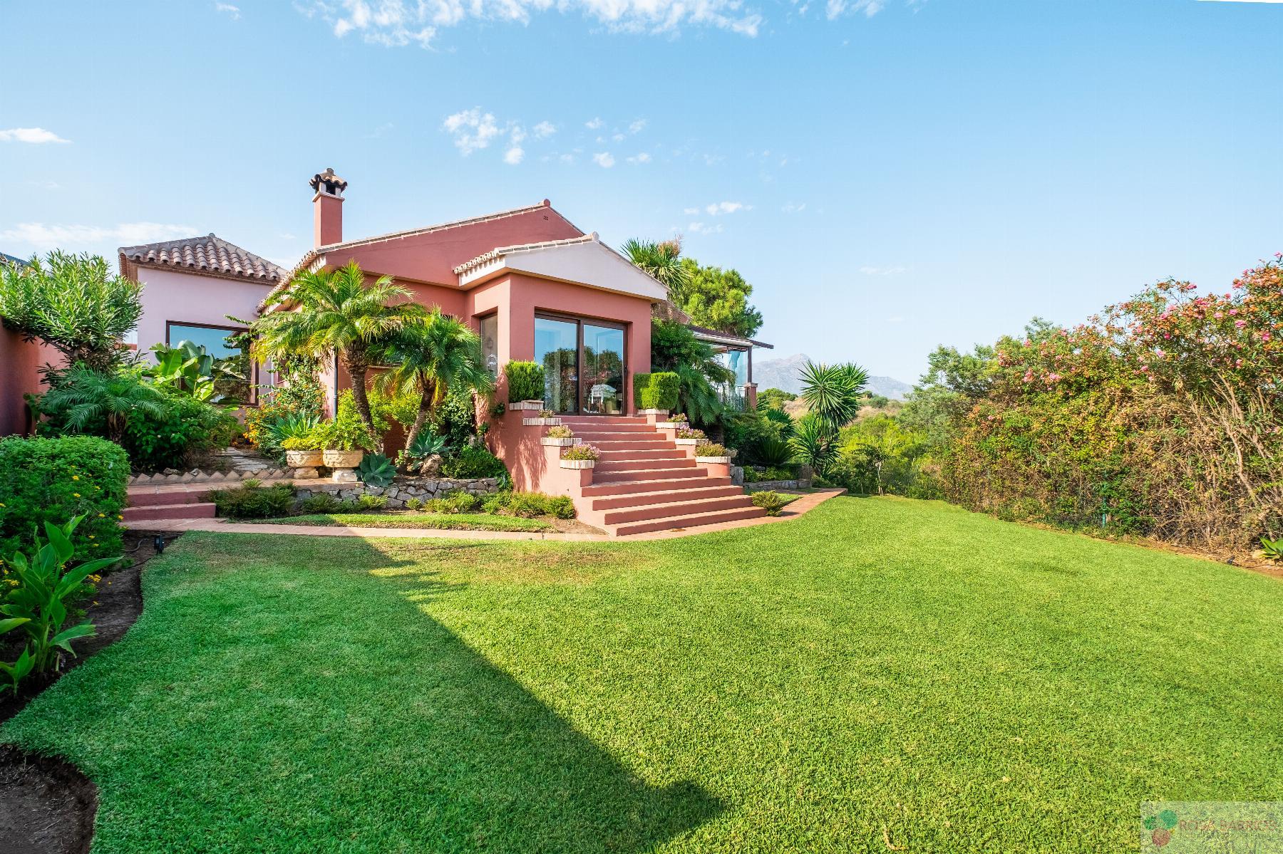 For rent of villa in Benahavís