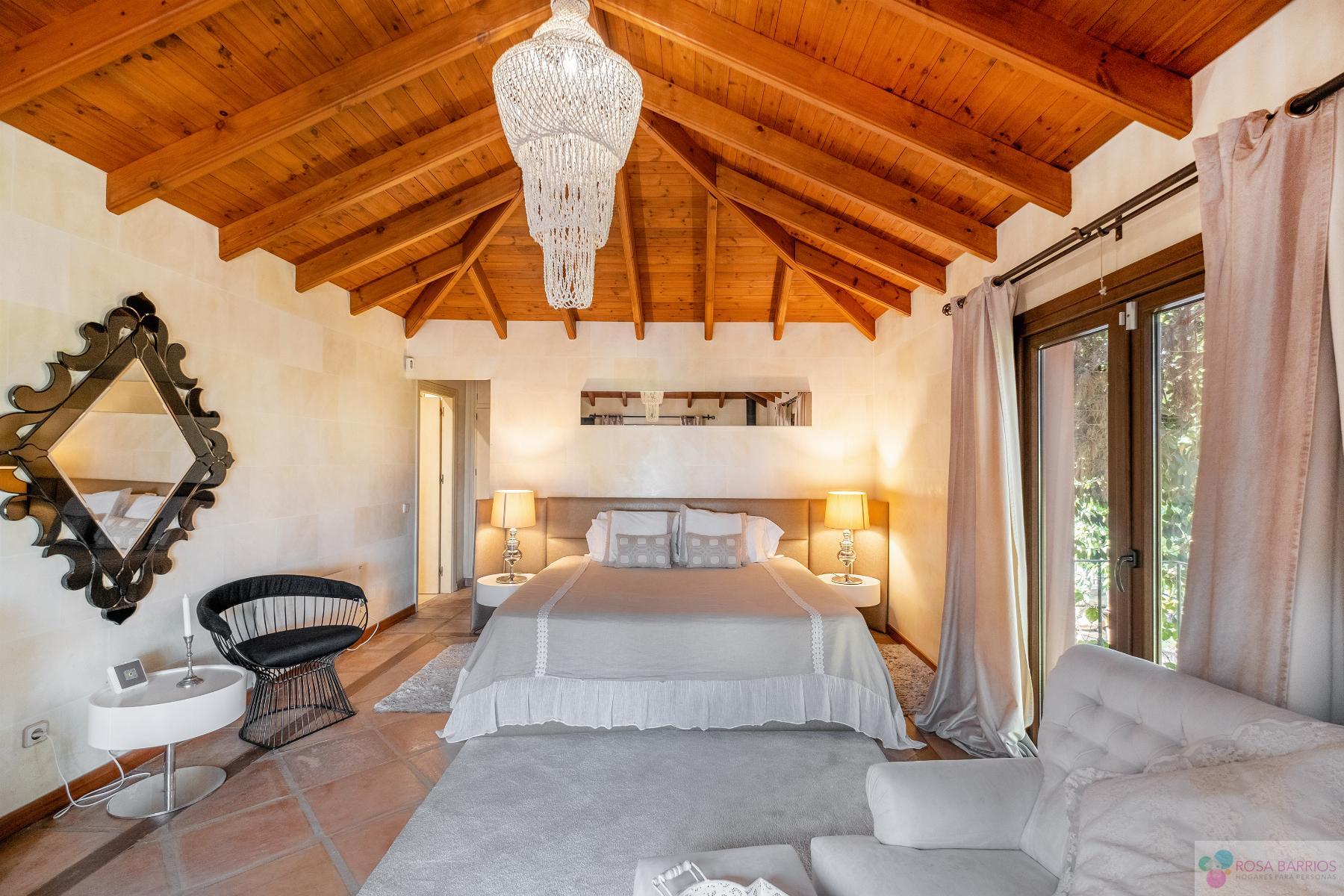 For rent of villa in Benahavís