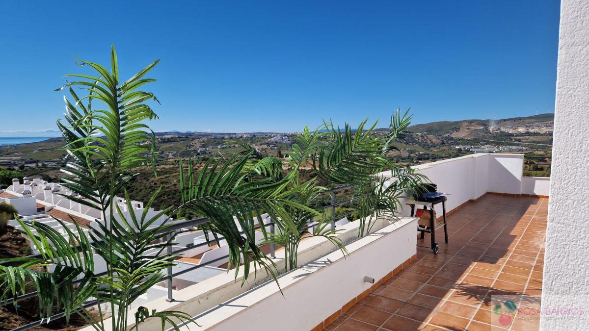 For sale of penthouse in Casares