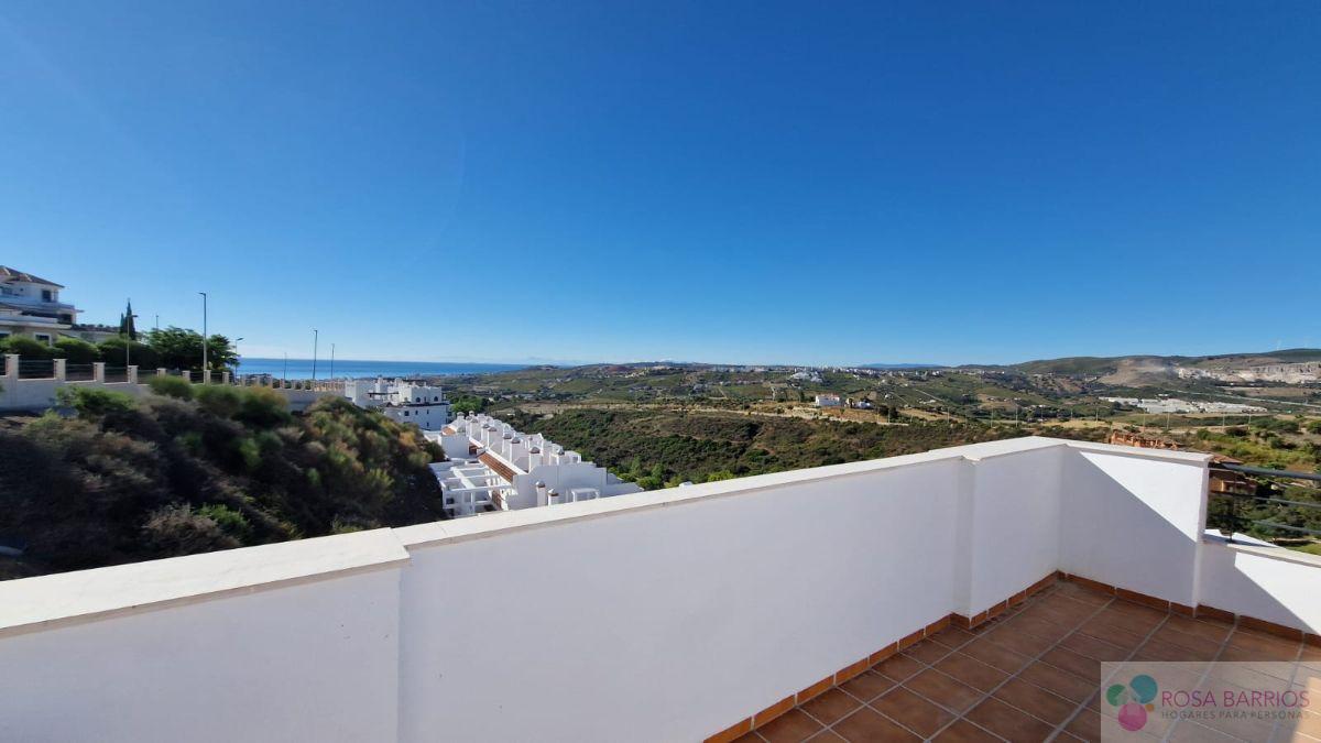 For sale of penthouse in Casares