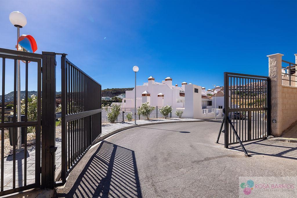For sale of penthouse in Casares