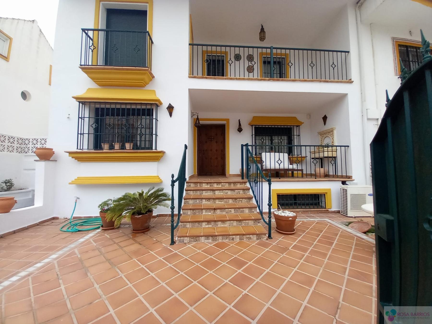 For sale of house in San Pedro de Alcántara