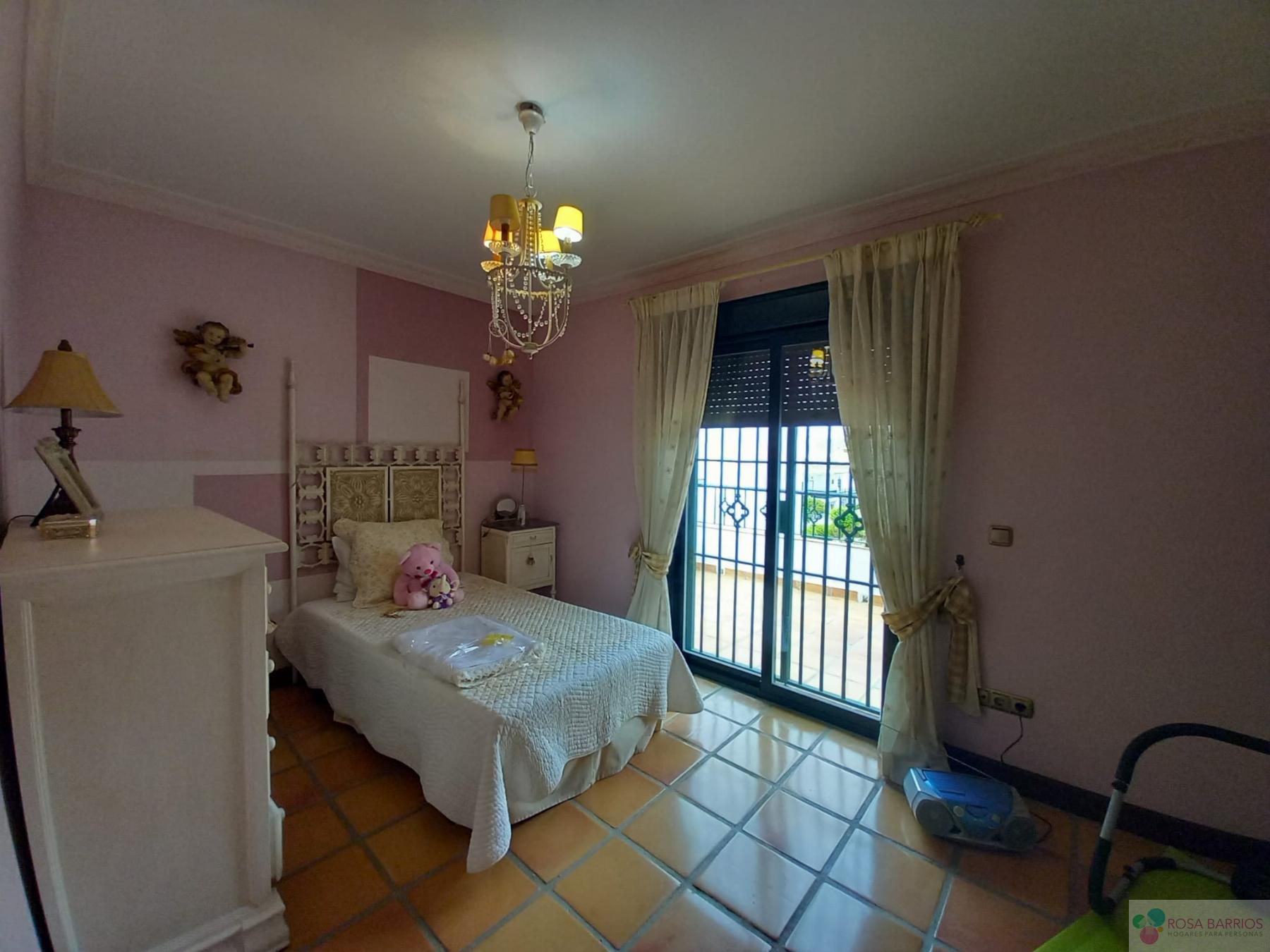 For sale of house in San Pedro de Alcántara