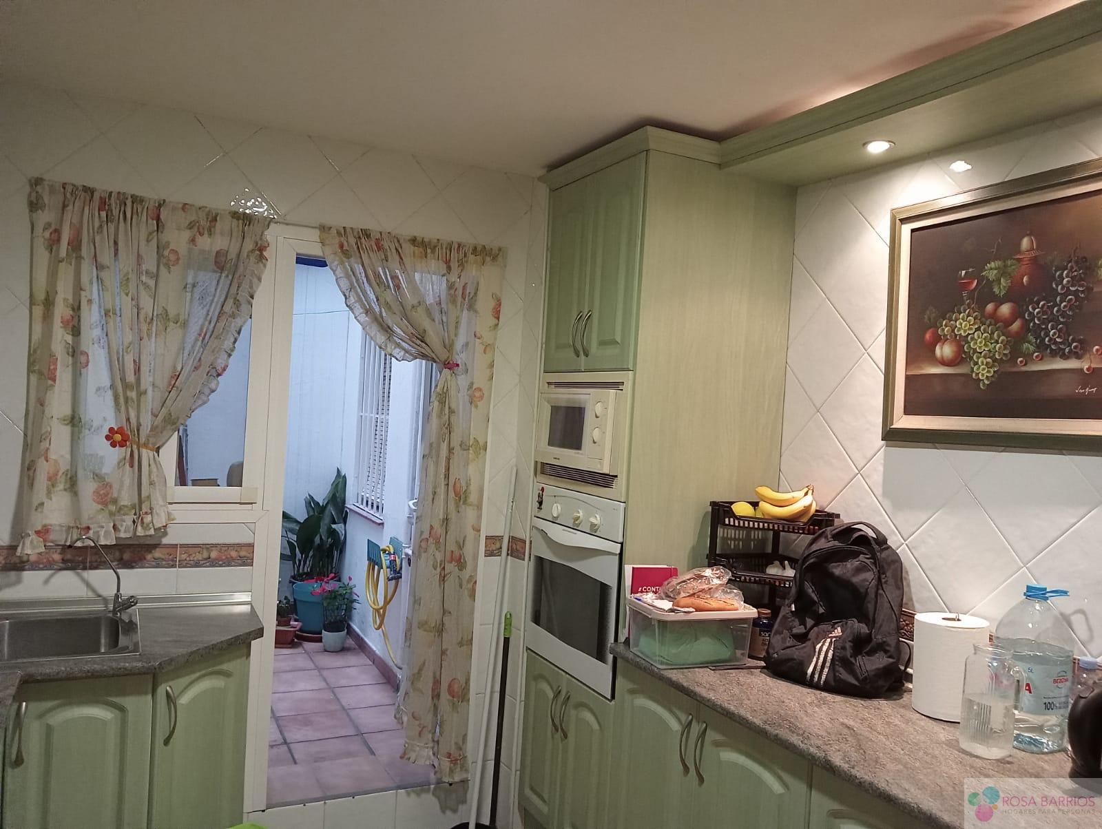 For sale of flat in San Pedro de Alcántara