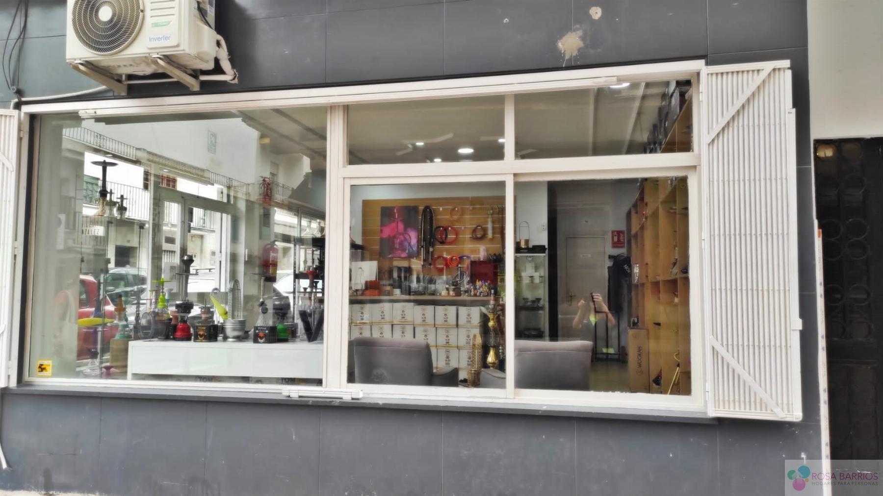 For sale of commercial in San Pedro de Alcántara