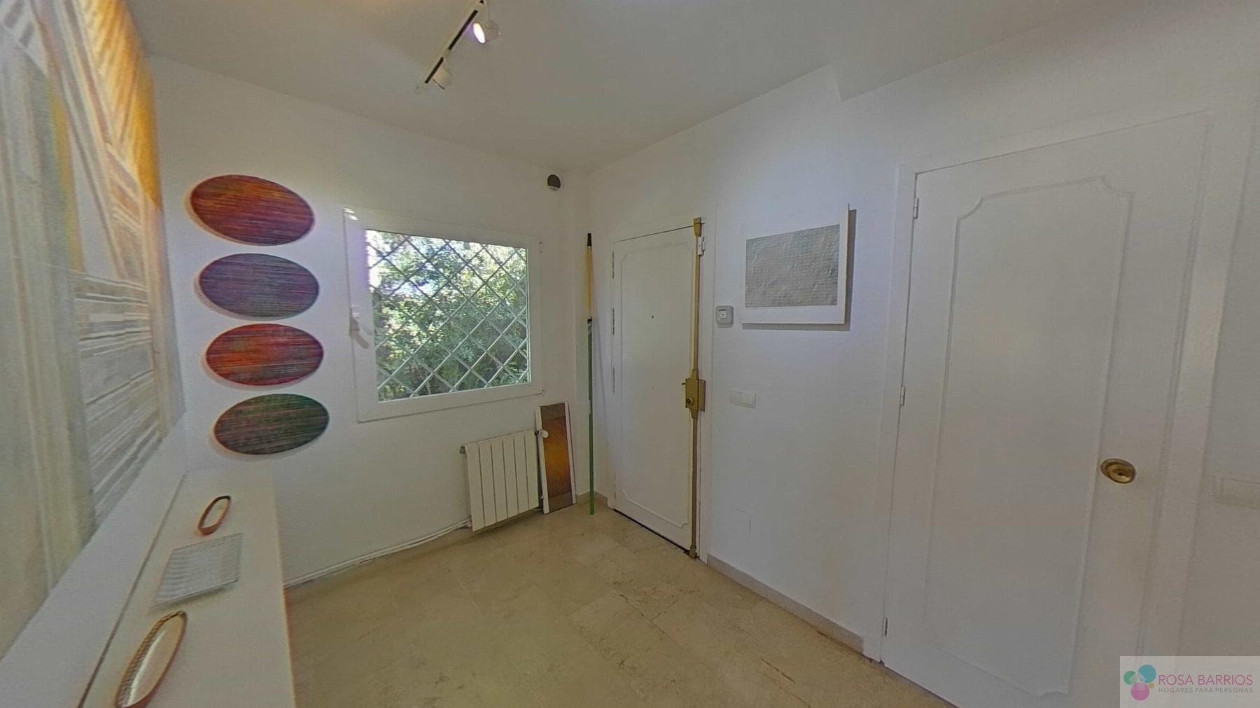 For sale of house in Nueva Andalucía