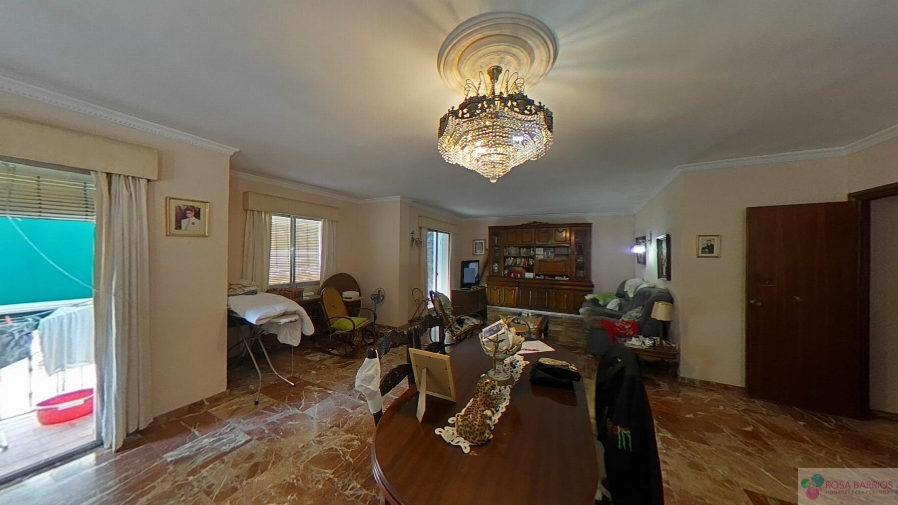 For sale of flat in San Pedro de Alcántara