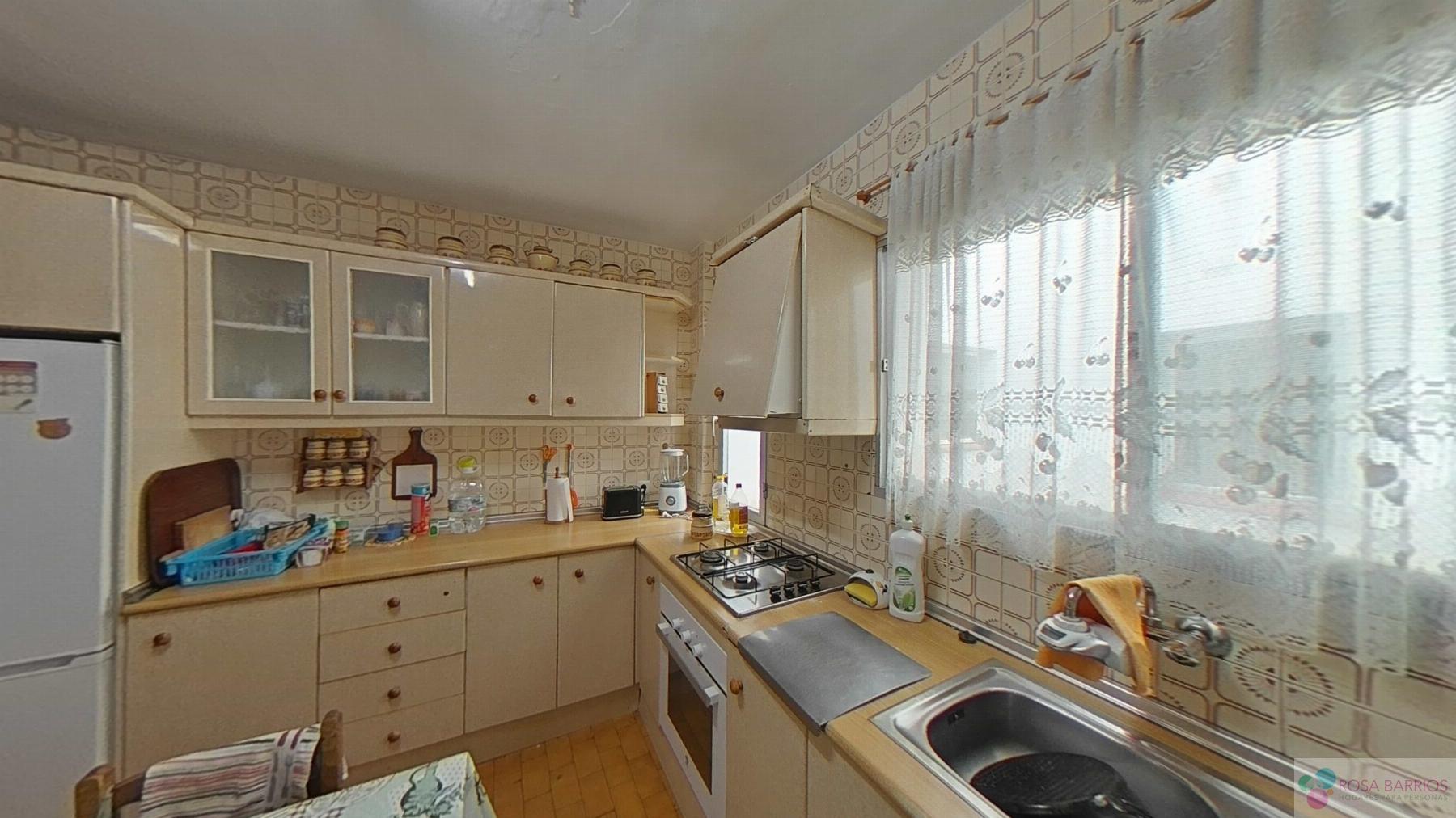 For sale of flat in San Pedro de Alcántara