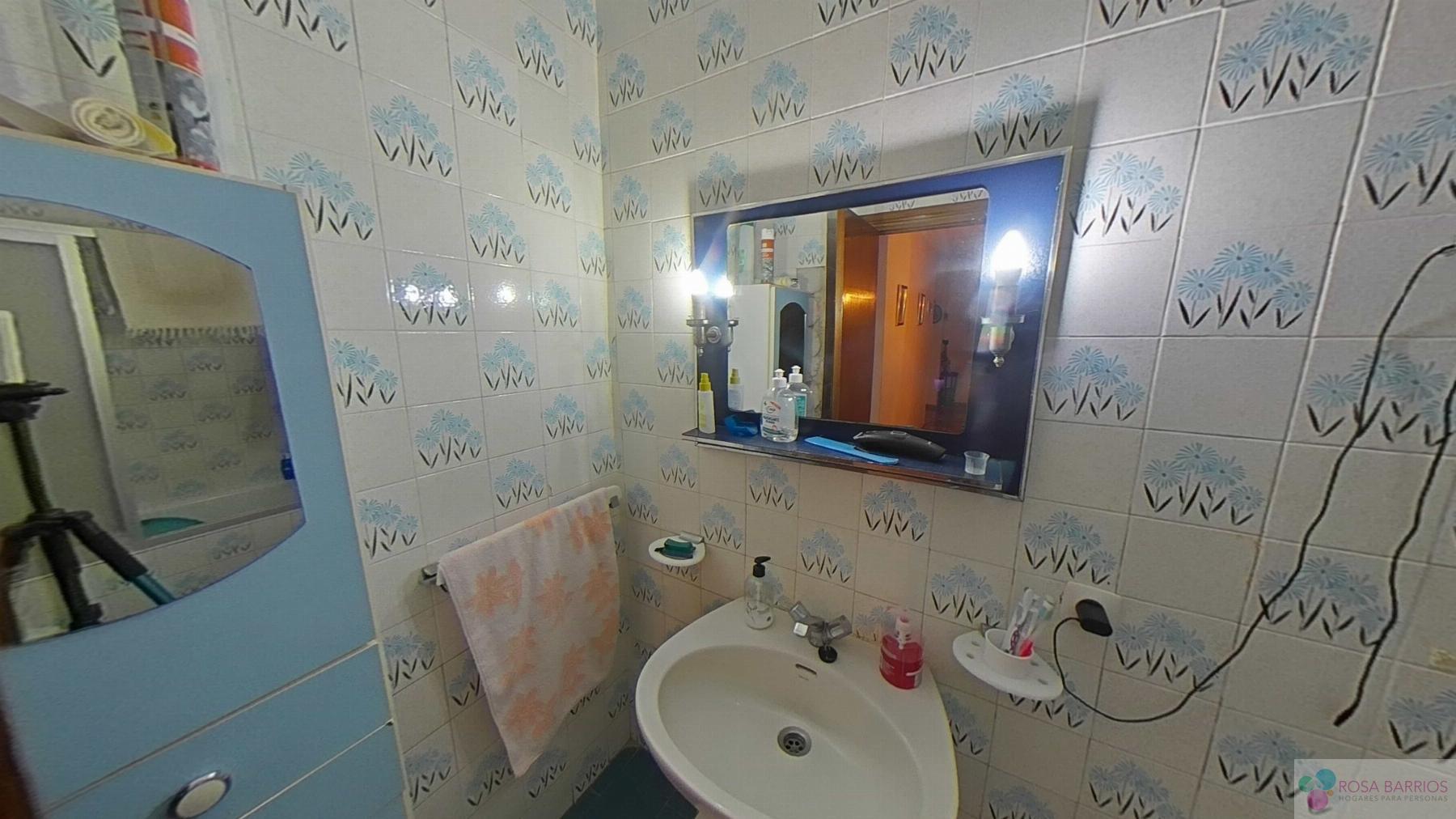 For sale of flat in San Pedro de Alcántara