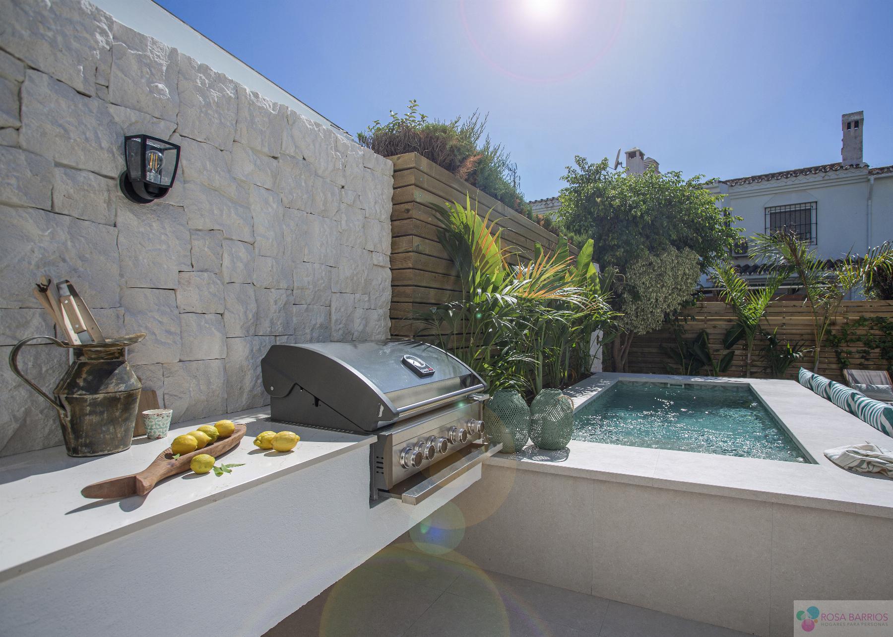 For sale of chalet in San Pedro de Alcántara