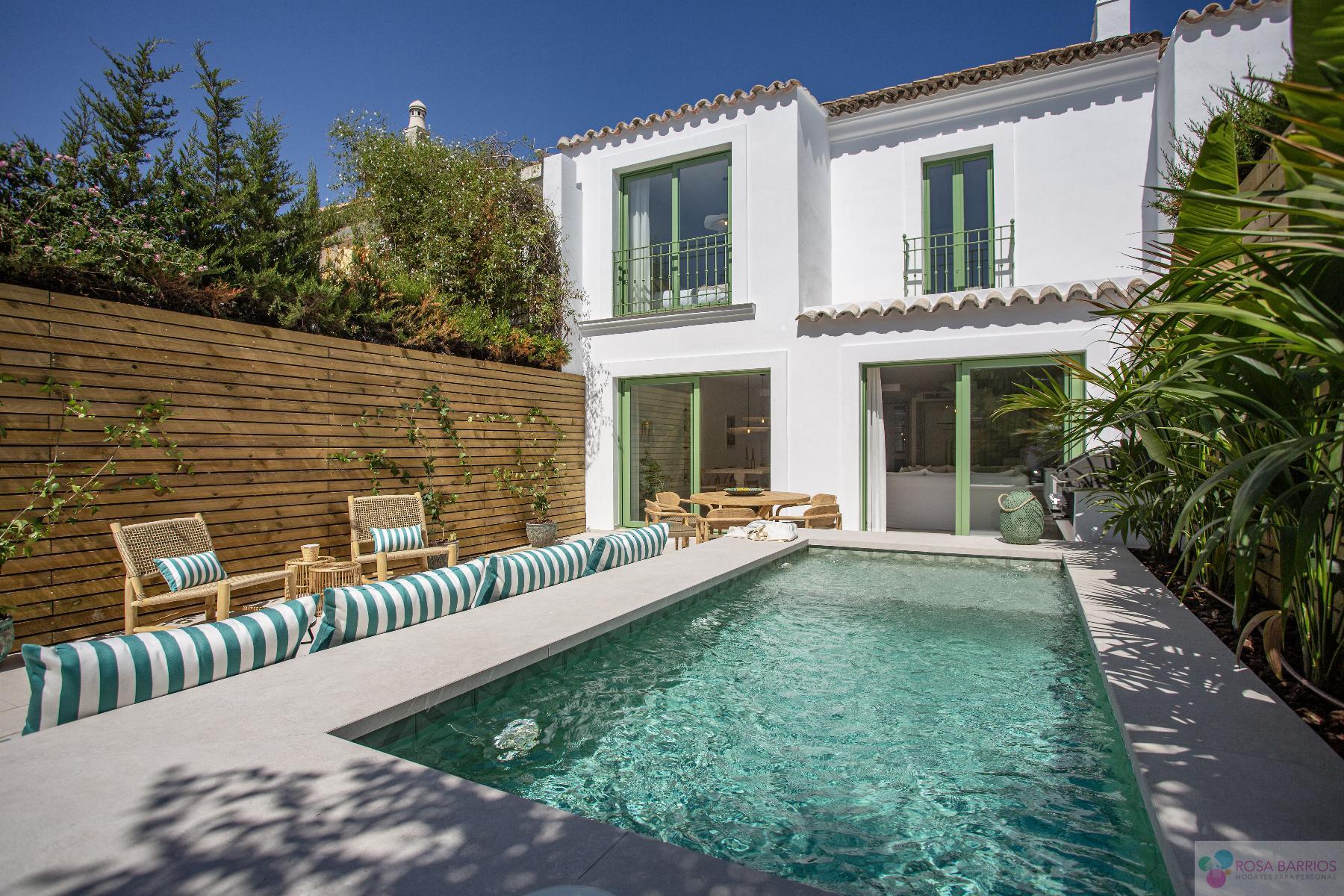 For sale of chalet in San Pedro de Alcántara