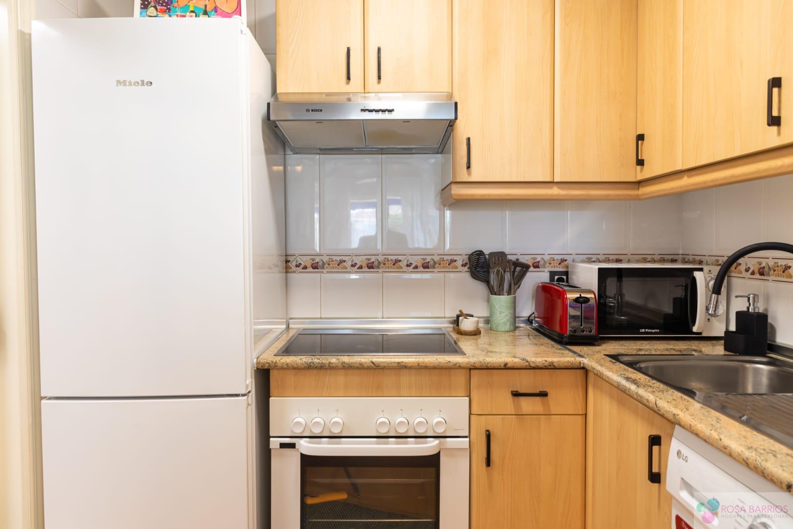 For sale of apartment in Nueva Andalucía