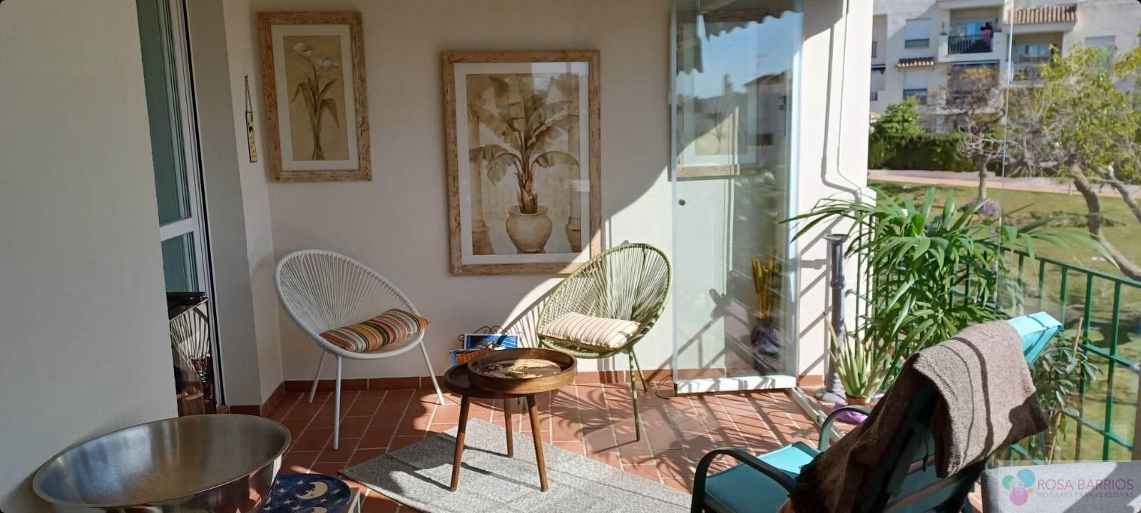 For sale of apartment in Nueva Andalucía