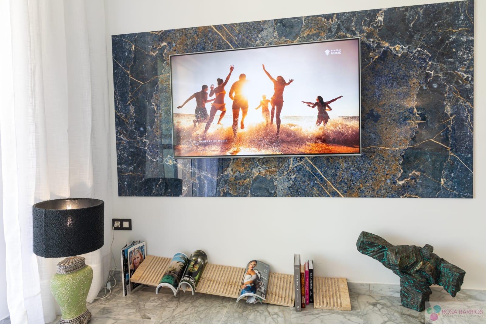 For sale of apartment in Nueva Andalucía