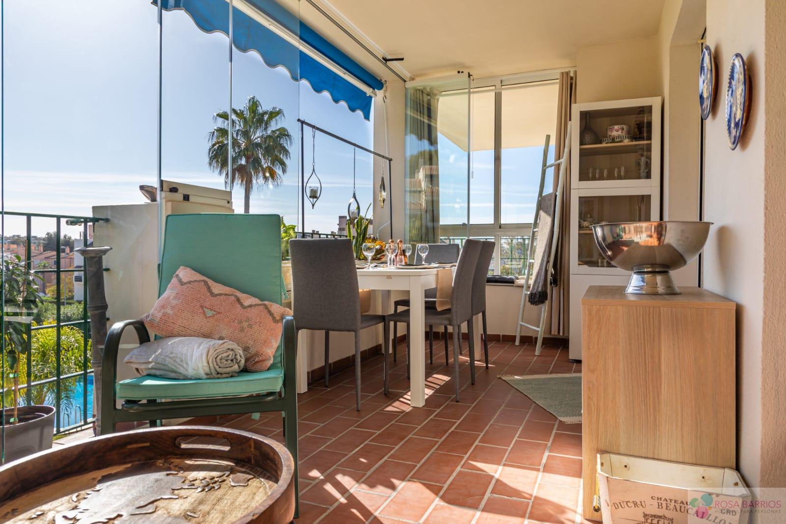 For sale of apartment in Nueva Andalucía