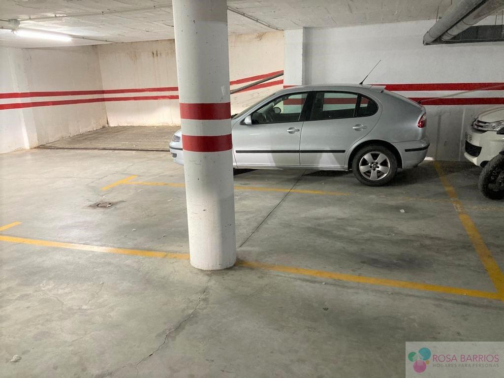 For sale of garage in Estepona