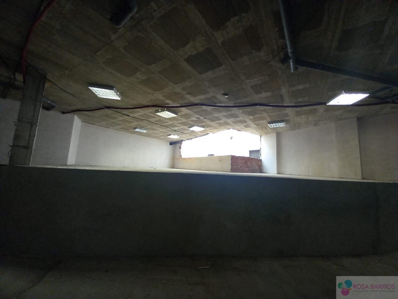 For sale of commercial in San Pedro de Alcántara