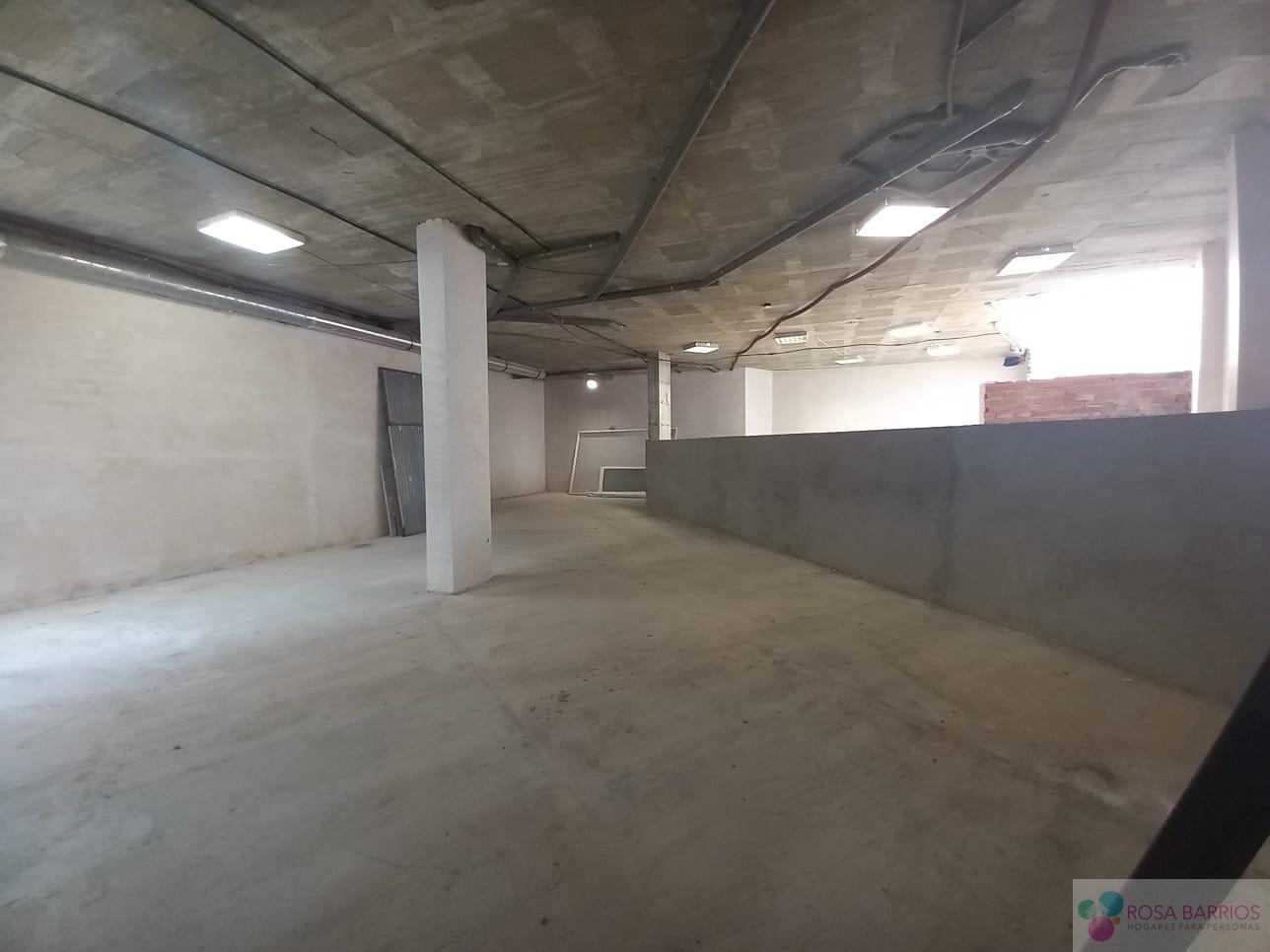 Venta de local comercial en San Pedro de Alcántara