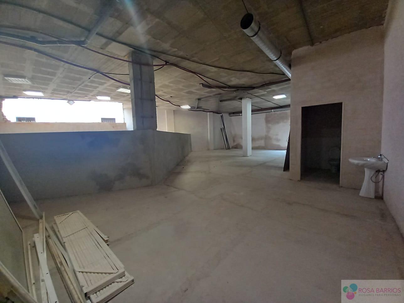 For sale of commercial in San Pedro de Alcántara